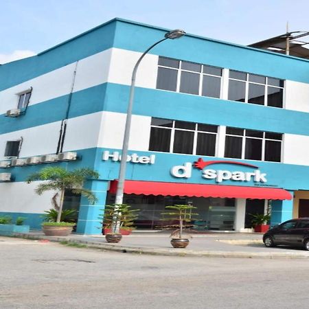 Oyo 91087 Hotel Dspark Port Klang Exterior foto